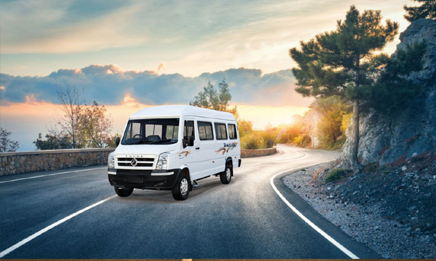 Tempo Traveller on rent in Dehradun - Trail trekker india   - Taxi Services in Dehradun